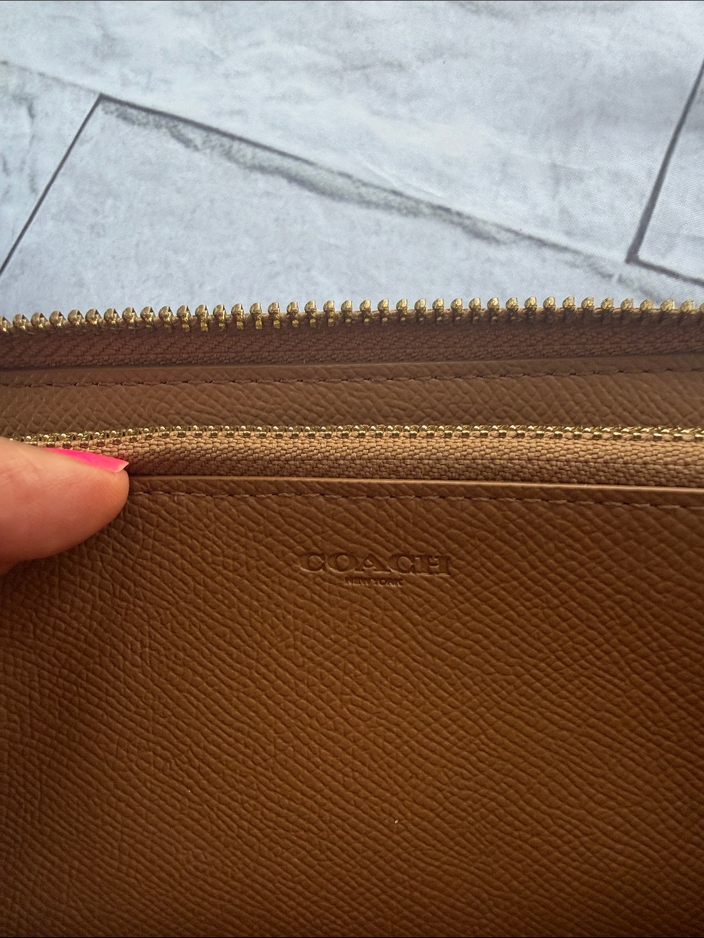 COACH pebble leather accordion zip wallet - Picture 9 of 11